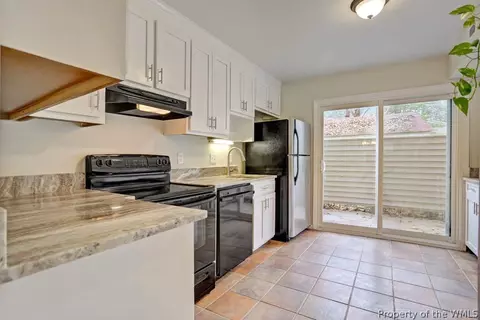 67 Summer E, Williamsburg, VA 23188 photo 9