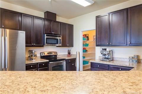 1902 Rustads Cir, Williamsburg, VA 23188 photo 11