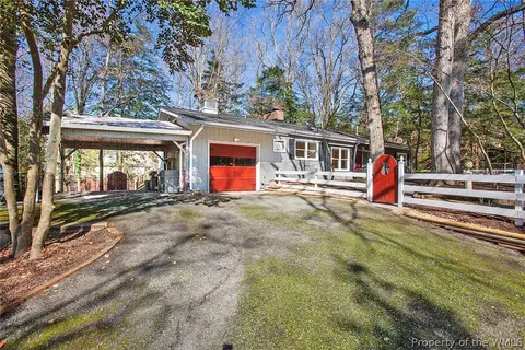 1107 Jamestown Rd, Williamsburg, VA 23185 photo 4