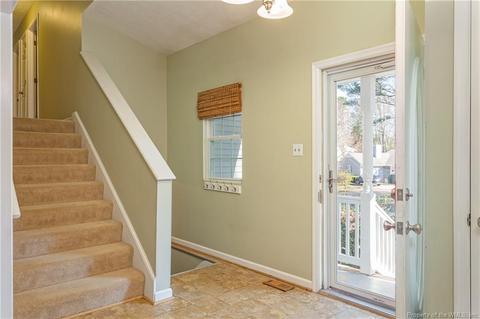 106 Patrick Henry Dr, Williamsburg, VA 23185 photo 6