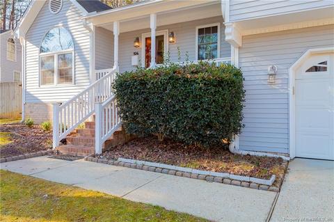 106 Patrick Henry Dr, Williamsburg, VA 23185 photo 3