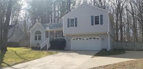 106 Patrick Henry Dr, Williamsburg, VA 23185 photo 2