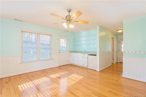 106 Patrick Henry Dr, Williamsburg, VA 23185 photo 17
