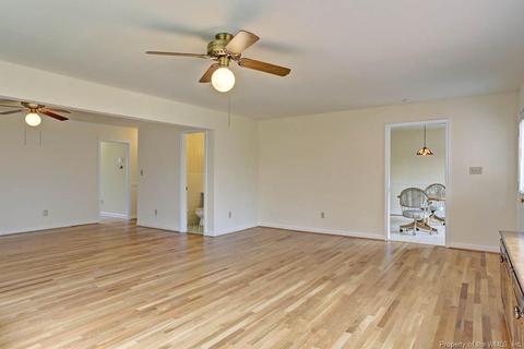 113 Wilderness Rd, Hampton, VA 23669 photo 8