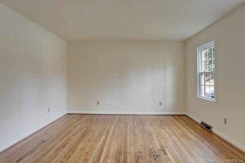 113 Wilderness Rd, Hampton, VA 23669 photo 4