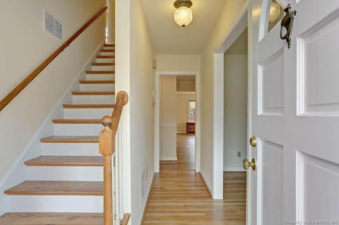 113 Wilderness Rd, Hampton, VA 23669 photo 3