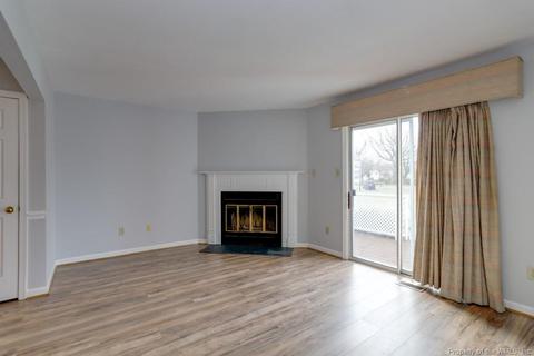 13 Palmerston Dr, Hampton, VA 23669 photo 12