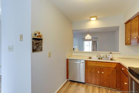 13 Palmerston Dr, Hampton, VA 23669 photo 7
