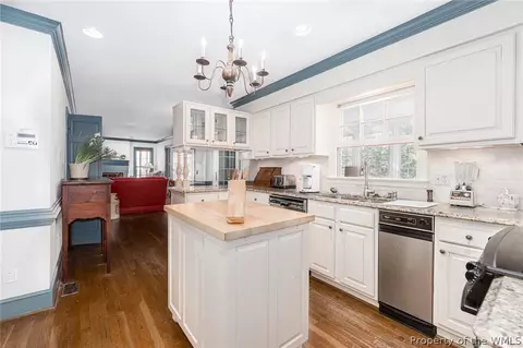 103 Woodmere Dr, Williamsburg, VA 23185 photo 4