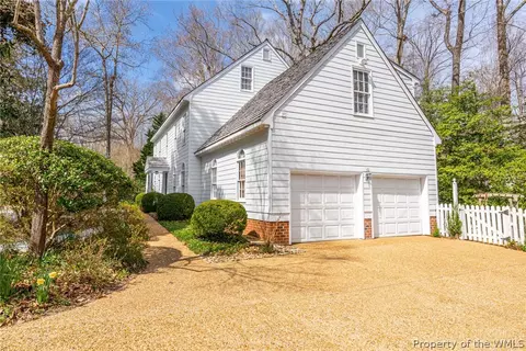 103 Woodmere Dr, Williamsburg, VA 23185 photo 2