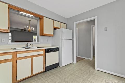 33 Riverchase Dr, Hampton, VA 23669 photo 6