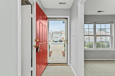 33 Riverchase Dr, Hampton, VA 23669 photo 3