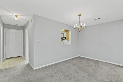 33 Riverchase Dr, Hampton, VA 23669 photo 10