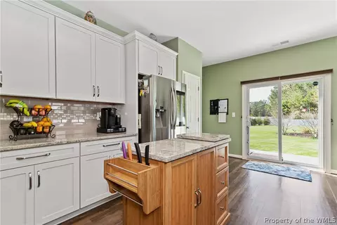6178 Roland Smith Dr, Gloucester, VA 23061 photo 15