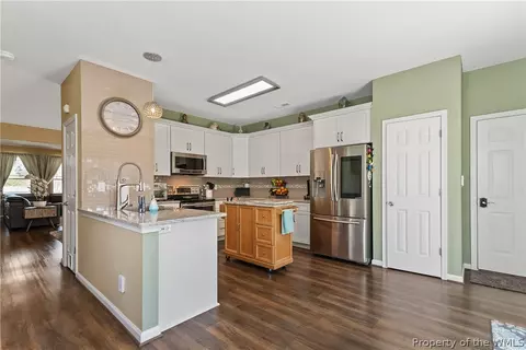 6178 Roland Smith Dr, Gloucester, VA 23061 photo 12