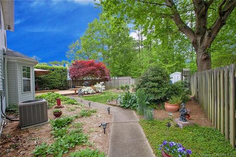 205 Dunn Cir, Hampton, VA 23666 photo 5