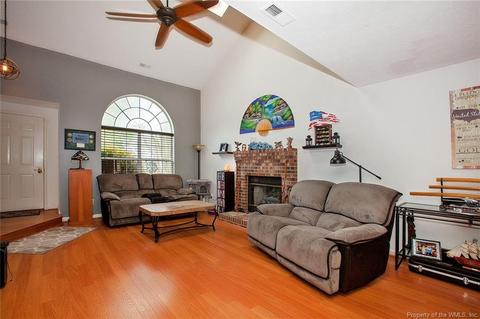 205 Dunn Cir, Hampton, VA 23666 photo 13