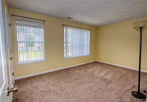 49 Terri Sue Ct, Hampton, VA 23666 photo 11