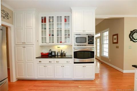 103 Berrow, Williamsburg, VA 23188 photo 16