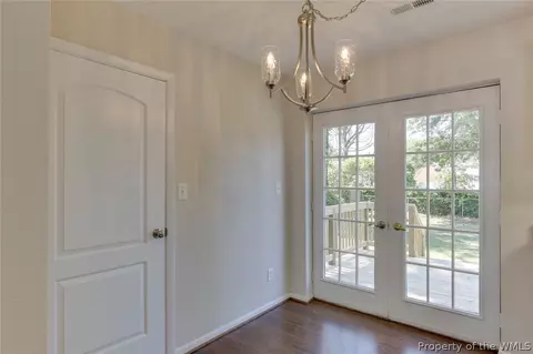 4002 W Weaver Rd, Hampton, VA 23666 photo 11