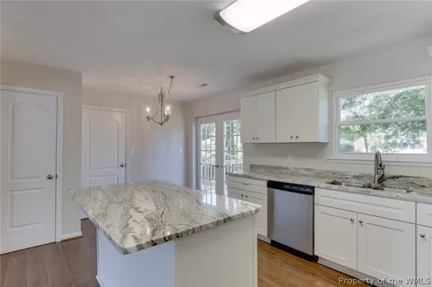 4002 W Weaver Rd, Hampton, VA 23666 photo 17