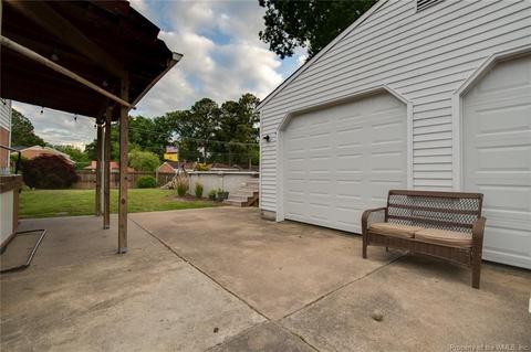 339 Brout Dr, Hampton, VA 23666 photo 3