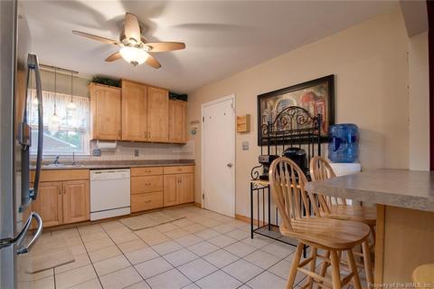 339 Brout Dr, Hampton, VA 23666 photo 4