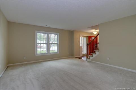 13 Tabatha Cir, Hampton, VA 23666 photo 8