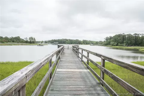 15 Pine Lake Ct, Hampton, VA 23669 photo 20