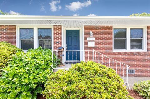 210 Roberta Dr, Hampton, VA 23666 photo 3