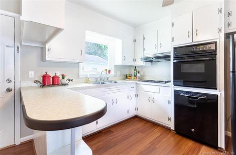 210 Roberta Dr, Hampton, VA 23666 photo 8