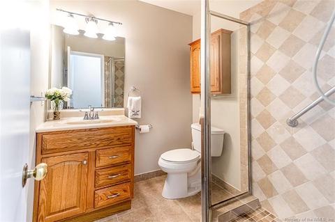 210 Roberta Dr, Hampton, VA 23666 photo 16