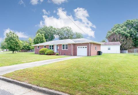 210 Roberta Dr, Hampton, VA 23666 photo 2