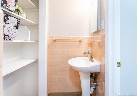 210 Roberta Dr, Hampton, VA 23666 photo 17
