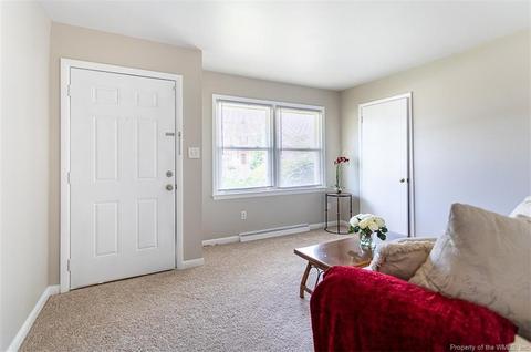 210 Roberta Dr, Hampton, VA 23666 photo 4