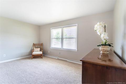 210 Roberta Dr, Hampton, VA 23666 photo 6