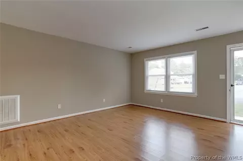 2 Ashmont, Hampton, VA 23666 photo 8