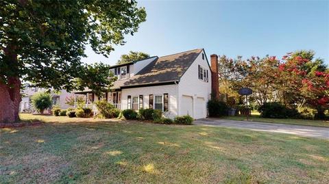 200 Woodburn Dr, Hampton, VA 23664 photo 3