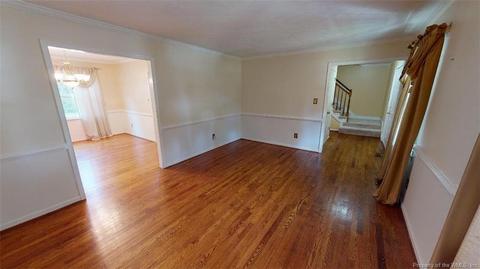 200 Woodburn Dr, Hampton, VA 23664 photo 8