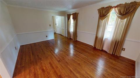 200 Woodburn Dr, Hampton, VA 23664 photo 9