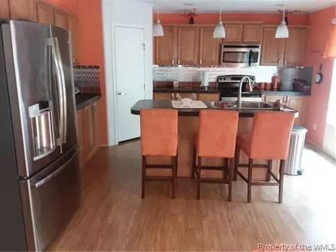 226 Syringa Rd, Topping, VA 23169 photo 9