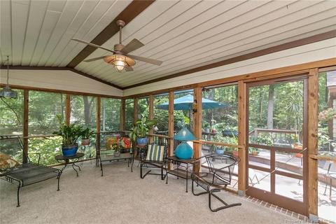8 Honeysuckle Hl, Hampton, VA 23669 photo 35