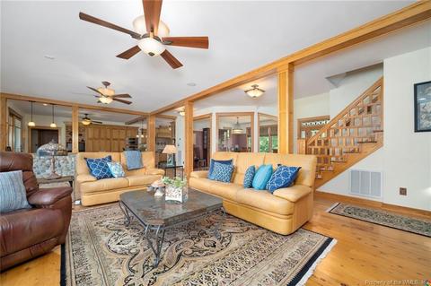 107 Creekview Ln, Hampton, VA 23669 photo 10