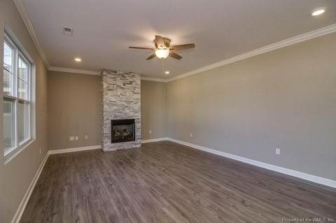 476 Cedar Dr, Hampton, VA 23669 photo 11