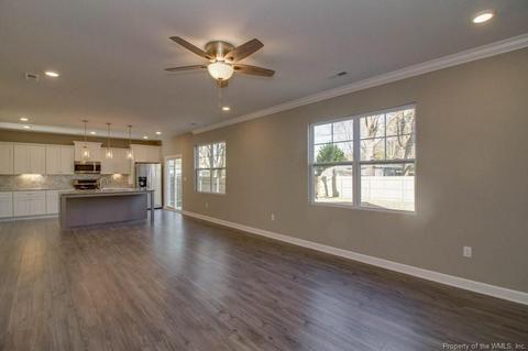 476 Cedar Dr, Hampton, VA 23669 photo 12