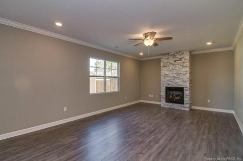 476 Cedar Dr, Hampton, VA 23669 photo 10