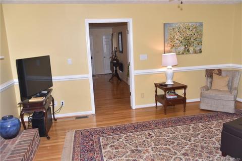 24 Ambassador Dr, Hampton, VA 23666 photo 19