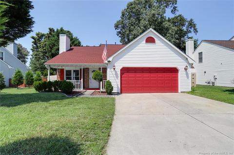 212 Dunn Cir, Hampton, VA 23666 photo 1