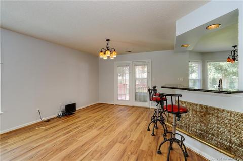 212 Dunn Cir, Hampton, VA 23666 photo 9