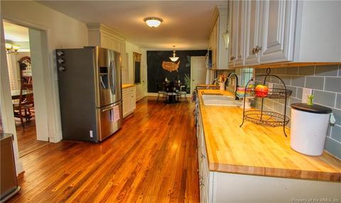 297 E Queens Dr, Williamsburg, VA 23185 photo 7